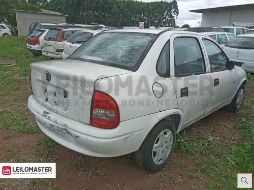 gm-corsa-sedan-classic-leilão-descomplicado-oportuniade-veiculo-governo-prefeitura