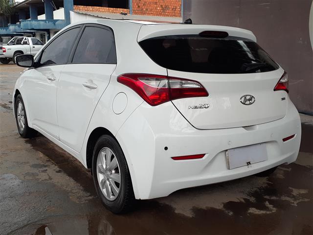 hyundai-hb20-oportunidade-leilão-descomplicado-investimento-renda-extra-vip leilões-sedan