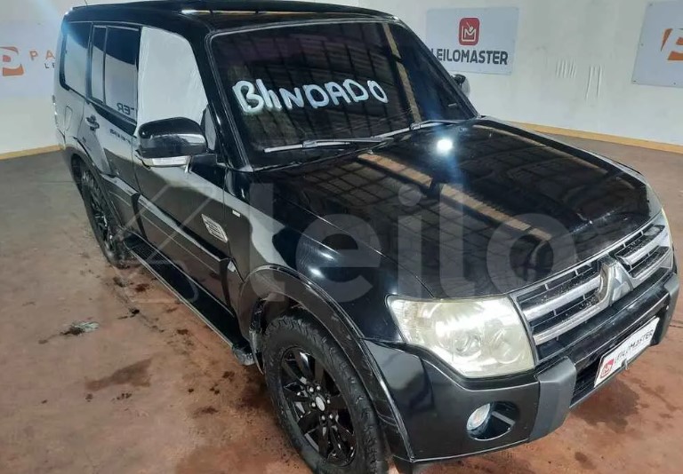 mitsubishi-pajero-tr4-4x4-leilão-descomplicado-oportunidade-veiculo-recuperado-financiamento