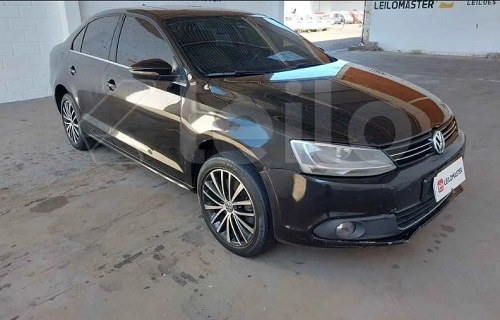 volkswagen-jetta-tsi-highline-oportunidade-leilão-descomplicado-grupo-leilo-financiamento-banco