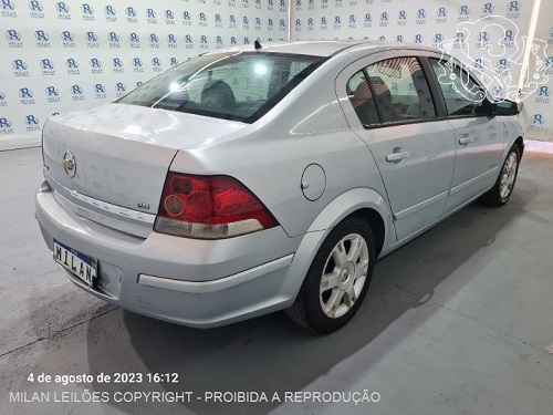 gm-vectra-sedan-leilão-descomplicado-oportunidade-milan-banco-recuperado-financiamento