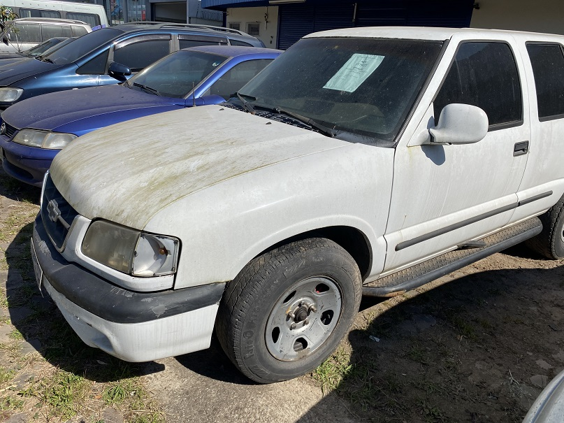 camioneta-chevrolet-blazer-2000-oportunidade-online-investimento-leilao