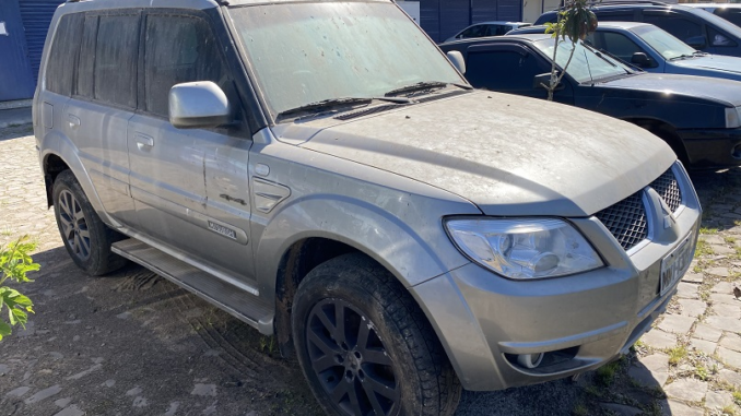 camionete-mitsubishi-pajero-tr4-2015-oportunidade-online-investimento-leilao