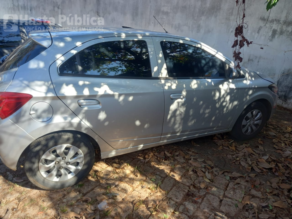 chevrolet-onix-1.0mt-2018-oportunidade-leilao-online-investimento