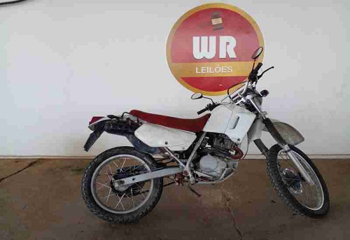 honda-xr-200-leilao-descomplicado-oportunidade