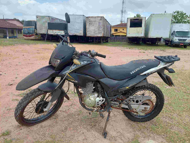 XRE 300 A Partir de R$ 1 mil, Honda Bros e Pop 100 R$ 700