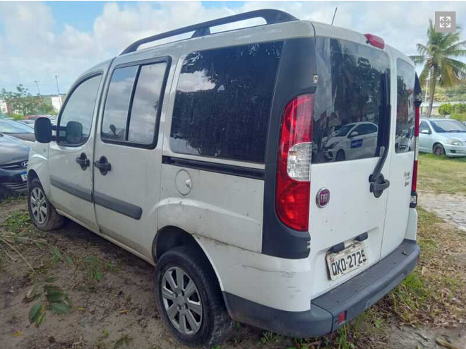 doblo-leilao-veiculos-oportunidade-investir-renda-extra
