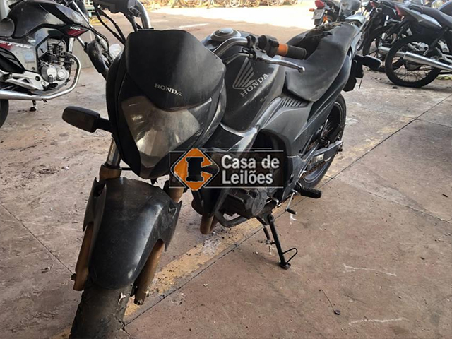 honda-cb300-leilao-veiculos-oportunidade-investir-renda-extra
